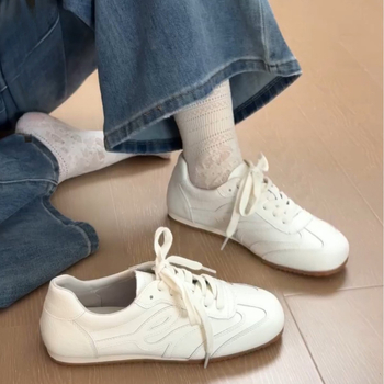 Ženske retro tenisice - Gornji materijal: Super vlakno, PU ulošak, Gumeni potplat, Niski potpetice 1–3 cm, Injekcijski oblikovan potplat