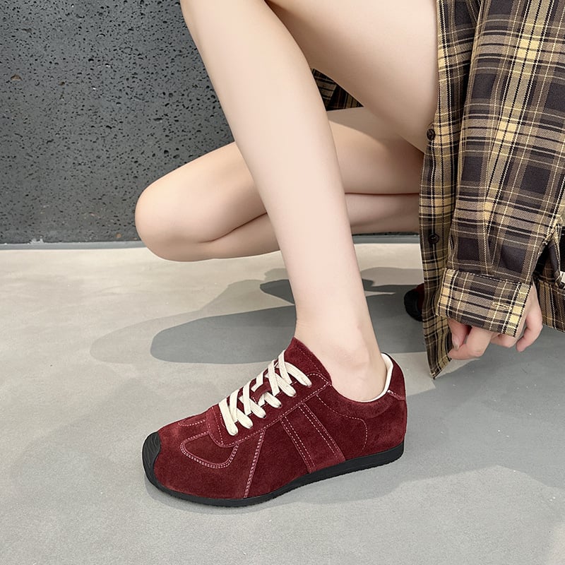 Pantofi de antrenament pentru femei - velur, vârf rotund, șireturi, branț din piele de porc, talpă din tendon de vită