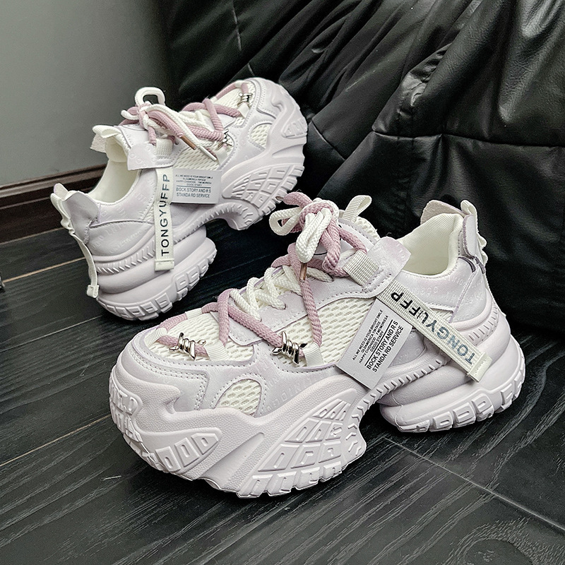 Pantofi sport pentru femei, stil dad shoes, partea superioară din plasă, talpă groasă 3–5 cm, talpă din cauciuc antiderapantă, închidere cu șiret în față, talpă joasă, stil coreean