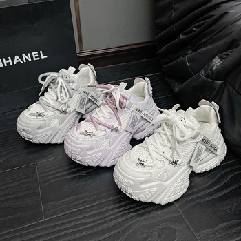 Moterų sportbačiai korejiečių stiliuje su stora padu augimui, tinklinis viršus, neslystantis gumos padas, priekinis raištelių užsegimas