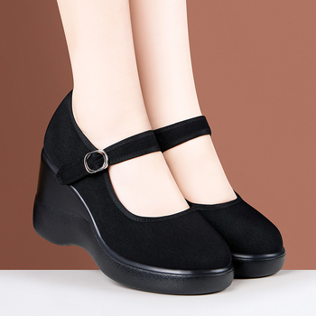 Dámske plátenné topánky s klinovým podpätkom - priedušná sieťová podšívka, PU podrážka, zapínanie s prackou, na denné nosenie