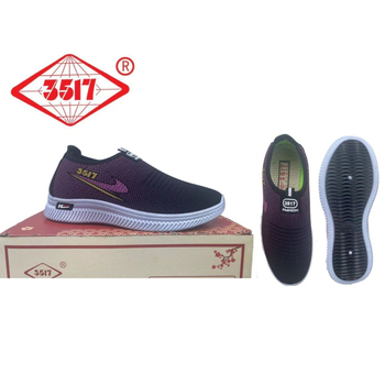 3517 Dámske ľahké slip-on voľnočasové tenisky na leto — ostro špicatý nos, polyesterový vrchný diel, ľahké, plochá podrážka