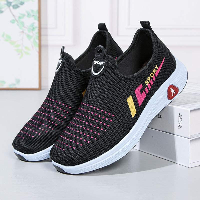 Dámske slip-on ploché topánky, elastické horné, podrážka z PVC, bez podpätku (0–1 cm), protišmykové a odolné pre každodenné nosenie