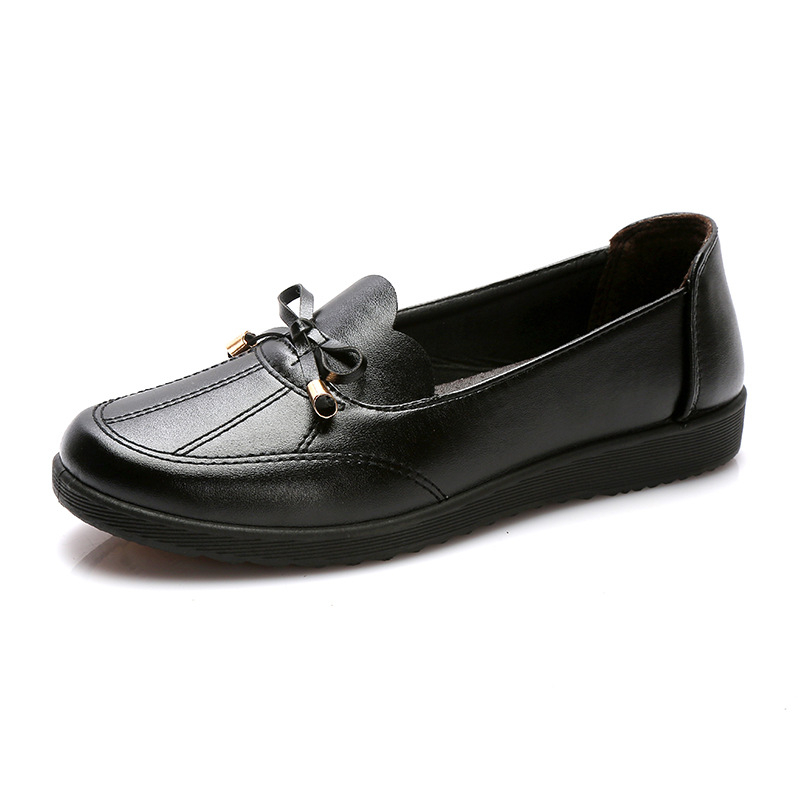 Ženské loafers z mikrovlákna, okrúhla špička, nízky horný diel, voľný štýl, plochá podrážka