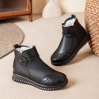 Dámske zimné kožené krátke čižmy s flísovou podšívkou, bočné zips, nízky klin, PU podrážka (Pravá koža, Flísová podšívka, Bočné zips, 1–3 cm podpätok, PU podrážka)