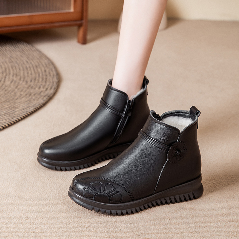 Dámske zimné kožené krátke čižmy s flísovou podšívkou, bočné zips, nízky klin, PU podrážka (Pravá koža, Flísová podšívka, Bočné zips, 1–3 cm podpätok, PU podrážka)