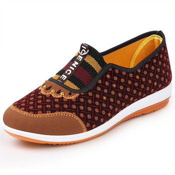 Dámske látkové slip-on topánky, vrchný materiál velúr, gumová podrážka, nízka päta 1–3 cm, priedušné a ľahké, na jar-leto-jeseň