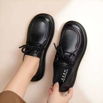 Casual dámske topánky z split kože, gumová podrážka, okrúhla špička, ľahké obúvanie bez šnúrok, stredná päta 3-5 cm