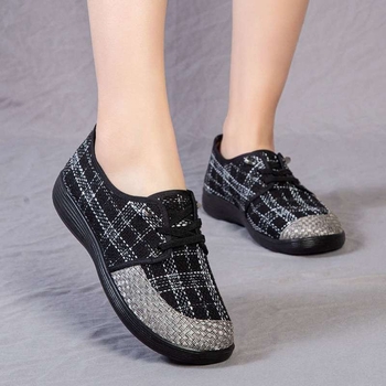 Dámske ručne pletené topánky z látky, slip-on, stredná výška, okrúhla špička, priedušný stretch vršok a TPU podrážka