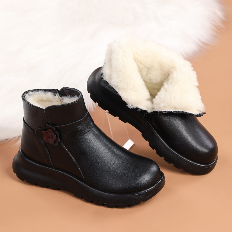 Zimné dámske čižmy z pravej kože, vnútorná vlnená výstelka, bočný zips, PU podrážka, nízky podpätok 1–3 cm