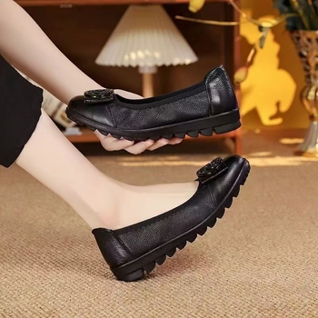 Dámske ploché topánky v retro štýle, vrchná časť z mikrovláknovej kože, vložka EVA, podrážka z gumy