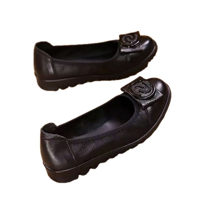 Dámske ploché topánky v retro štýle, vrchná časť z mikrovláknovej kože, vložka EVA, podrážka z gumy