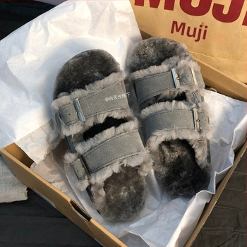 Dámske topánky z nubuku s flísovou podšívkou, gumová podrážka, okrúhla špička, zapínanie s prackou