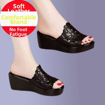 Dámske sandále s klinovým podpätkom, horný materiál mikrovlákna koža, podrážka z gumy, hrubá podrážka 11 cm a viac – zvyšovanie výšky a tlmenie nárazov.