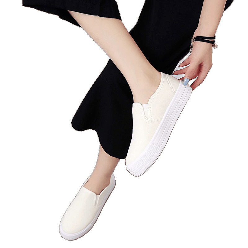 Dámske slip-on tenisky z plátna, nízky vrch, PVC podrážka, bavlnená vrchná časť