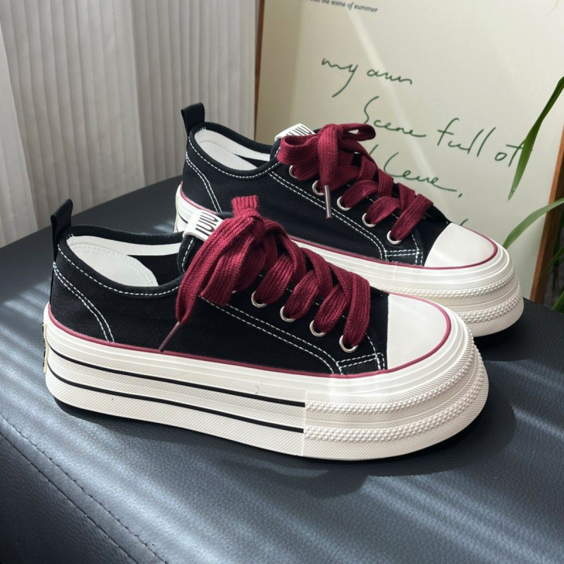 Dámske tenisky z plátna, nízky vrch, šnúrky, PU vrchná časť, gumová podrážka, sieťovaná výstelka, voľnočasový štýl, jeseň 2025