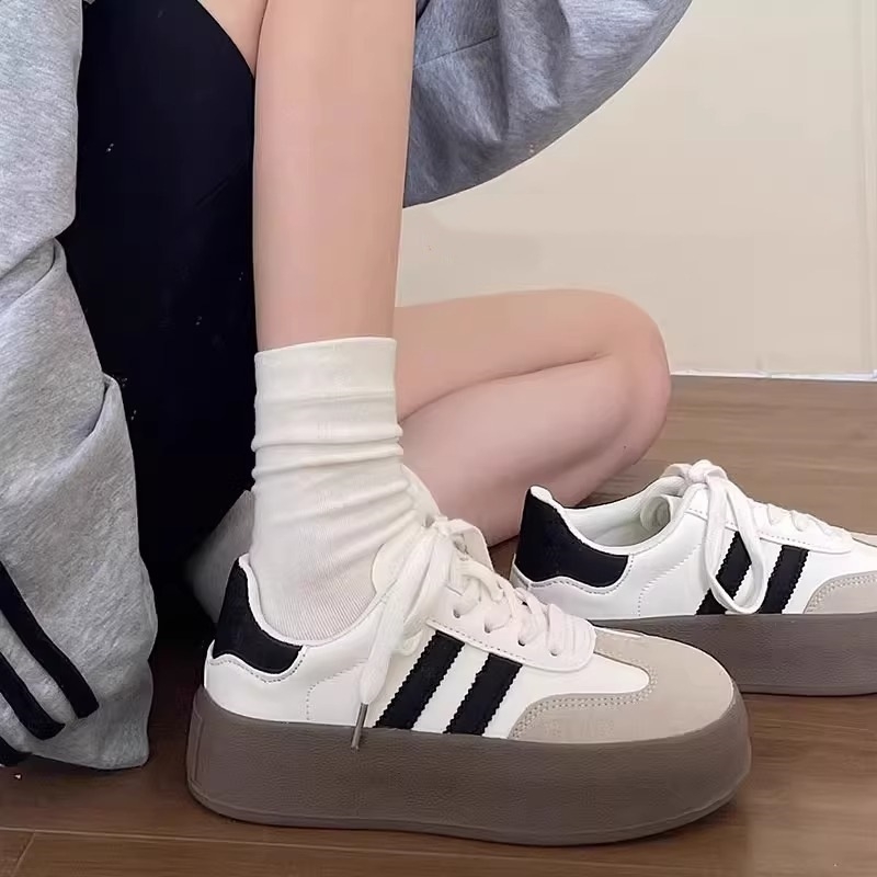 Dámske plátenné tenisky s hrubou gumovou podrážkou, PU vrchná časť, priedušná bavlnená výstelka, predné šnurovanie