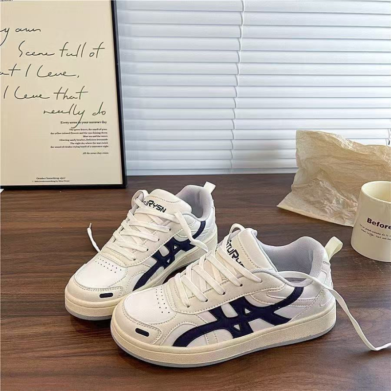 Дамски леки кецове с връзки — мрежеста горна част, гумена подметка, нисък връх, PU стелка — есен 2025