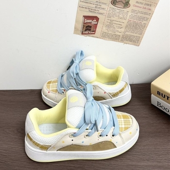 Dámske skateboardové topánky s hrubou podrážkou: PU horná, gumová podrážka, šnúrky, EVA vložka, okrúhla špička (Jar-Letné)