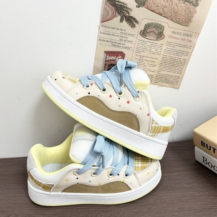 Dámske skateboardové topánky s hrubou podrážkou: PU horná, gumová podrážka, šnúrky, EVA vložka, okrúhla špička (Jar-Letné)