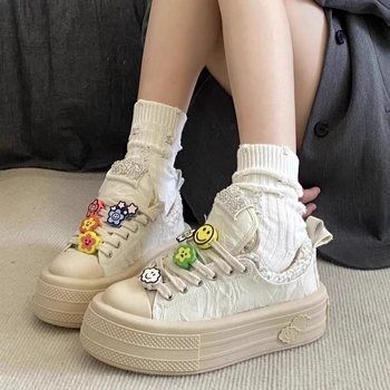 Platformové tenisky s florálnym vzorom z plátna, šnúrkové zatváranie, PU vrchná časť, gumová podrážka, výška platformy 3–5 cm