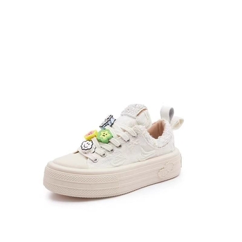 Platformové tenisky s florálnym vzorom z plátna, šnúrkové zatváranie, PU vrchná časť, gumová podrážka, výška platformy 3–5 cm