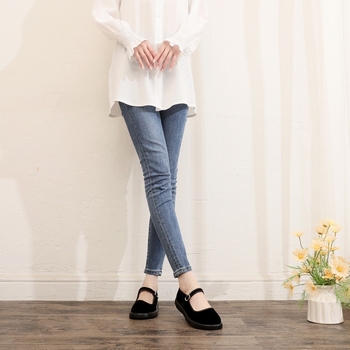 Dámske látkové topánky, mäkká podrážka, protišmyk, zapínanie na pracku, nízky plochý podpätok