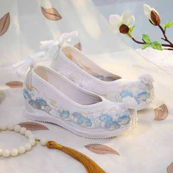 Hanfu saténové topánky pre ženy, s výškou na zvýšenie, špičatý nos, šnúrky, podpätok 6–8 cm