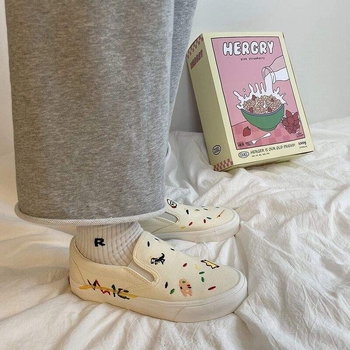 Pantofi slip-on din canvas, în stil coreean, cu model brodat de personaje din desene animate, ușori, talpă din cauciuc, căptușeală din plasă
