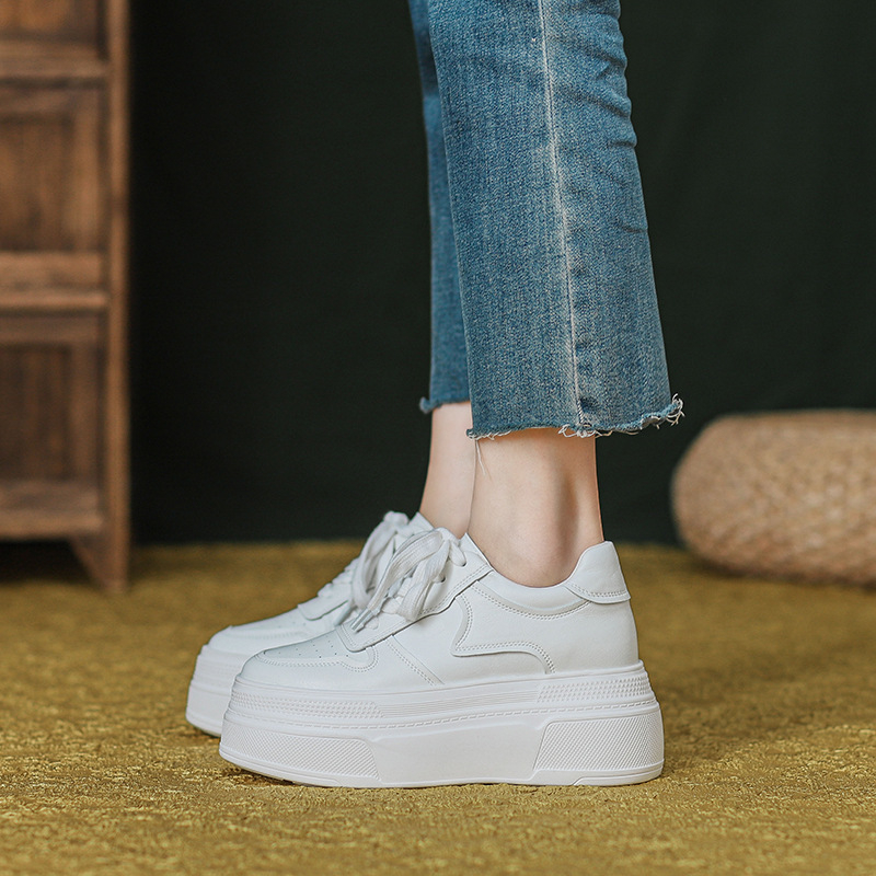 Pantofi sport cu platformă pentru femei, talpă înaltă de 10 cm, suprafața din piele de vițel, înălțime medie, șireturi, vârf rotund