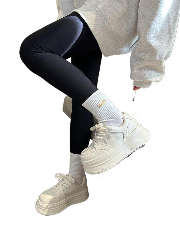 Sneakers casual pentru femei, partea superioară din pluș artificial, închidere cu șireturi, talpă plată mică, 0–1 cm, branț din piele de porc