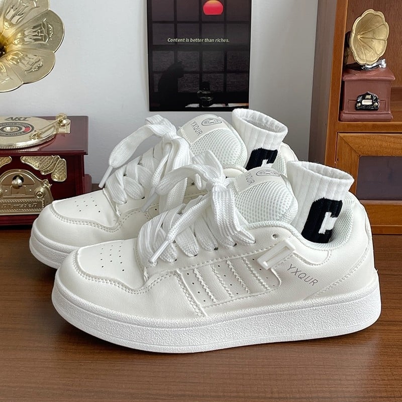 Pantofi sport casual pentru femei cu creștere în înălțime — partea superioară din PU, vârf rotund, șireturi, talpă din cauciuc injectat și căptușeală EVA