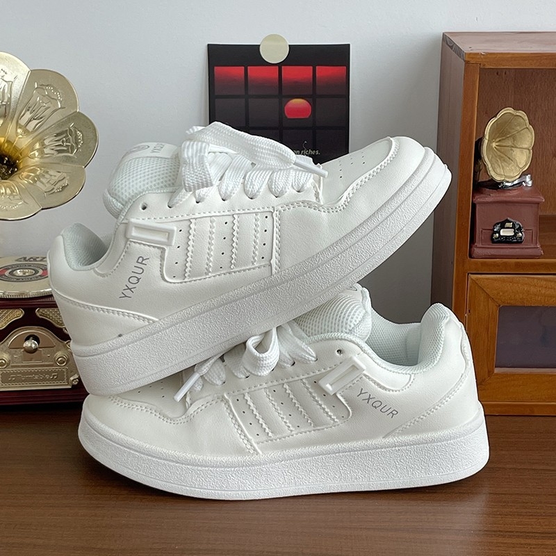 Pantofi sport casual pentru femei cu creștere în înălțime — partea superioară din PU, vârf rotund, șireturi, talpă din cauciuc injectat și căptușeală EVA