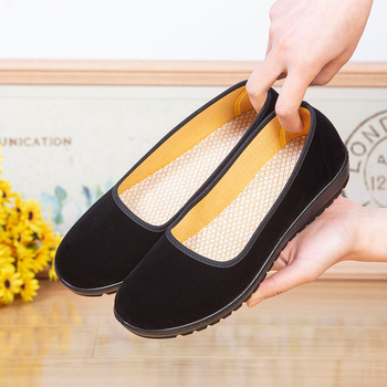 Pantofi femei din pânză - respirabili, partea superioară din bumbac, talpă din plastic, talpă interioară din materiale textile, toc mic 1-3 cm, purtare zilnică