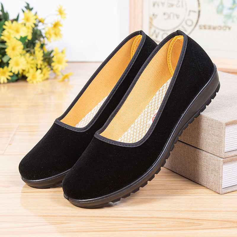 Pantofi femei din pânză - respirabili, partea superioară din bumbac, talpă din plastic, talpă interioară din materiale textile, toc mic 1-3 cm, purtare zilnică