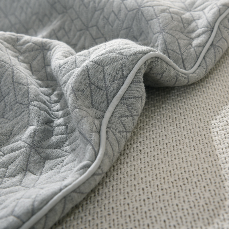 Față de pernă din fibră de bambus cu cărbune; țesătură Jacquard; vopsire reactiva; țesătură 30s; Qinerxin