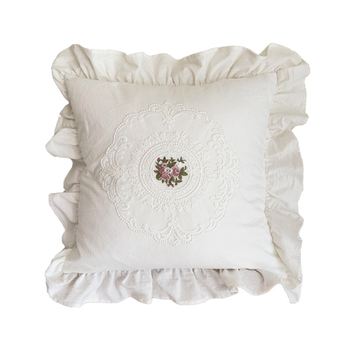 Perne lombare cu dantelă franțuzească, brodată, stil INS, husă din bumbac, umplutură PP