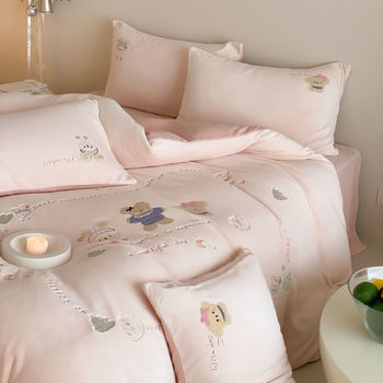 Set lenjerie pat din velur de lapte, 4 piese, broderie cu desene animate, vopsire reactiva, greutate 4000–4500 g