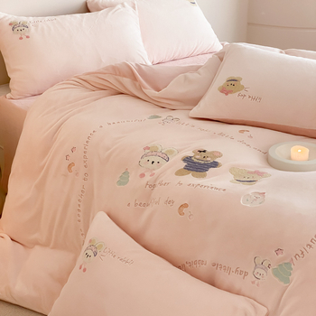 Set lenjerie pat din velur de lapte, 4 piese, broderie cu desene animate, vopsire reactiva, greutate 4000–4500 g