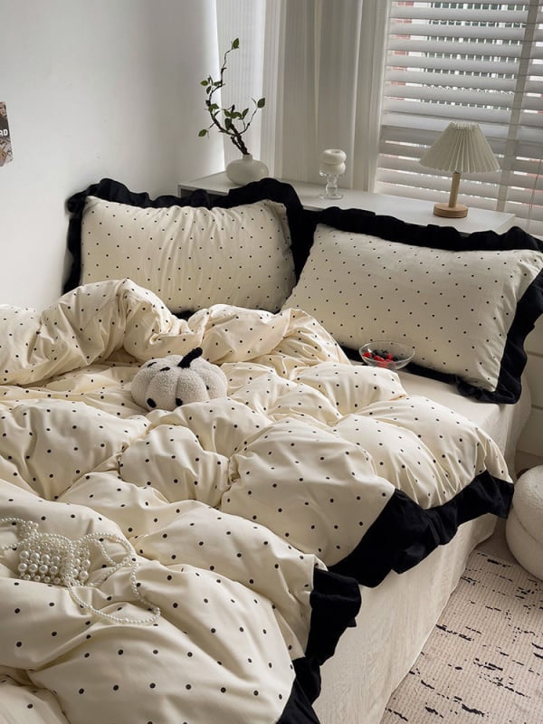 Set de lenjerie de pat din in, în stil prințesă, patru piese, cu vopsire reactivă