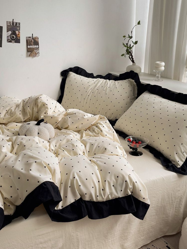 Ленен комплект спално бельо в стил принцеси, четири части, с реактивно боядисване