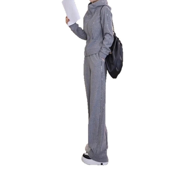 Set sport feminin toamnă-iarnă: hanorac cu fleece și fermoar, pantaloni cu talie înaltă, croială dreaptă – două piese