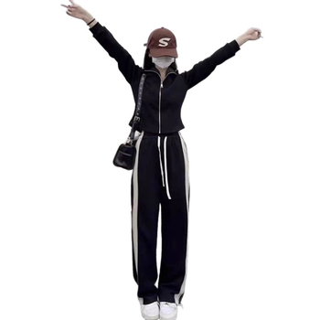 Costum sport casual femei, două piese, model Color Block, croială collage/splicing, fibre de poliester și elastan, top cu mâneci lungi și jachetă scurtă, primăvara 2025