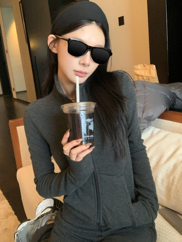 SUNONEONE Set trening cu glugă și pantaloni pentru femei — poliester casual, mâneci lungi, pantaloni lungi, toamnă 2025, cod produs 8567