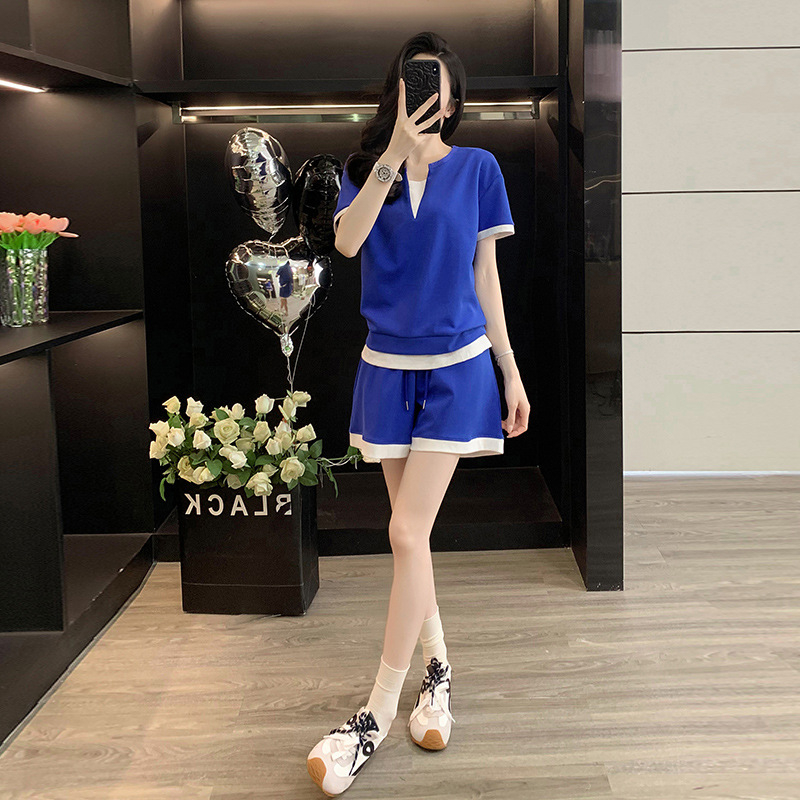 Set sportiv din două piese din bumbac pentru femei, vara 2025, pantaloni 3/4, mâneci Raglan, stil casual urban