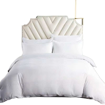 Set de lenjerie hotelier, patru piese – model solid, poliester, imprimare reactive și vopsire, stil hotelier