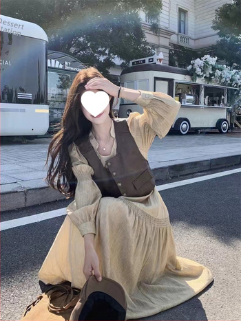 Set costum PVC pentru femei, fustă mini cu mâneci lungi, toamnă 2025, stil Hepburn – soră regală