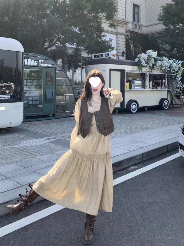 Set costum PVC pentru femei, fustă mini cu mâneci lungi, toamnă 2025, stil Hepburn – soră regală