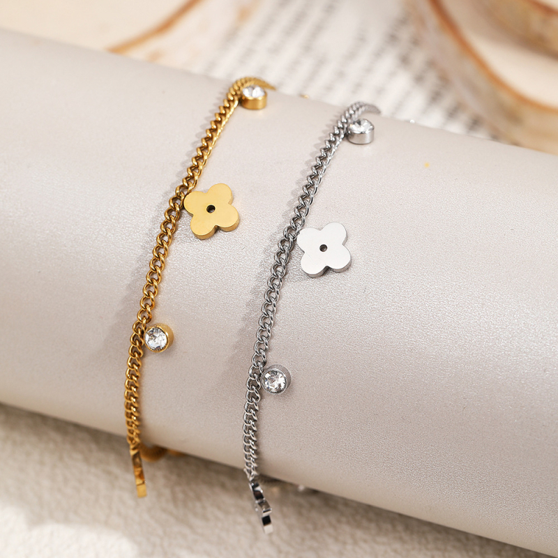 Lanț de gleznă din oțel inoxidabil – design cu patru foi de trifoi, stil geometric feminin, accesoriu versatil, model F367