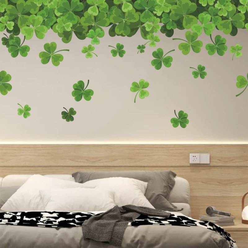 Autocolant de perete cu patru foi de trifoi – PVC, rezistent la apă, antistat, durabil la umezeală; pentru living și dormitor; autoadeziv, design plat, 1 bucată